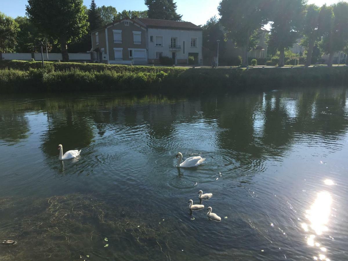 Scott Vacances Chambres D'Hotes Gondeville Jarnac Exterior foto